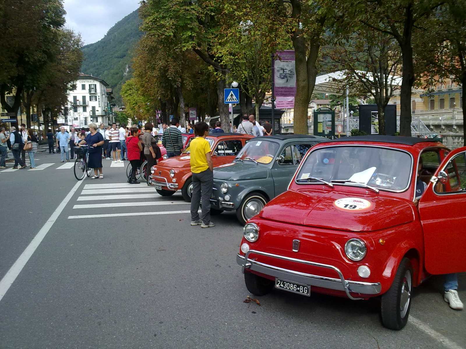 Fiat500LrossaFgrigiaLaragosta.jpg
