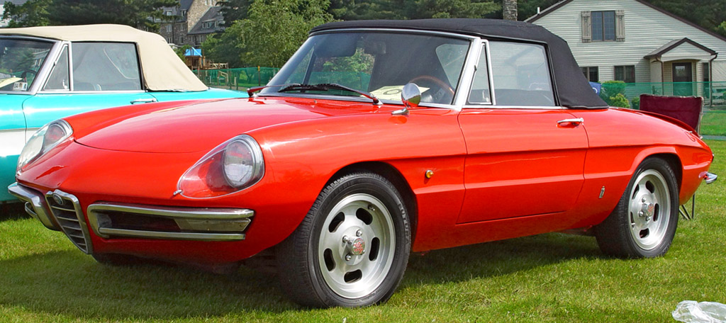 alfaromeoduettospider.jpg