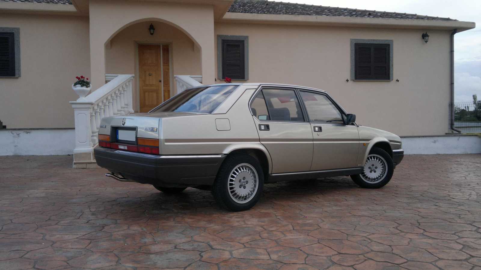 Alfa901985.JPG