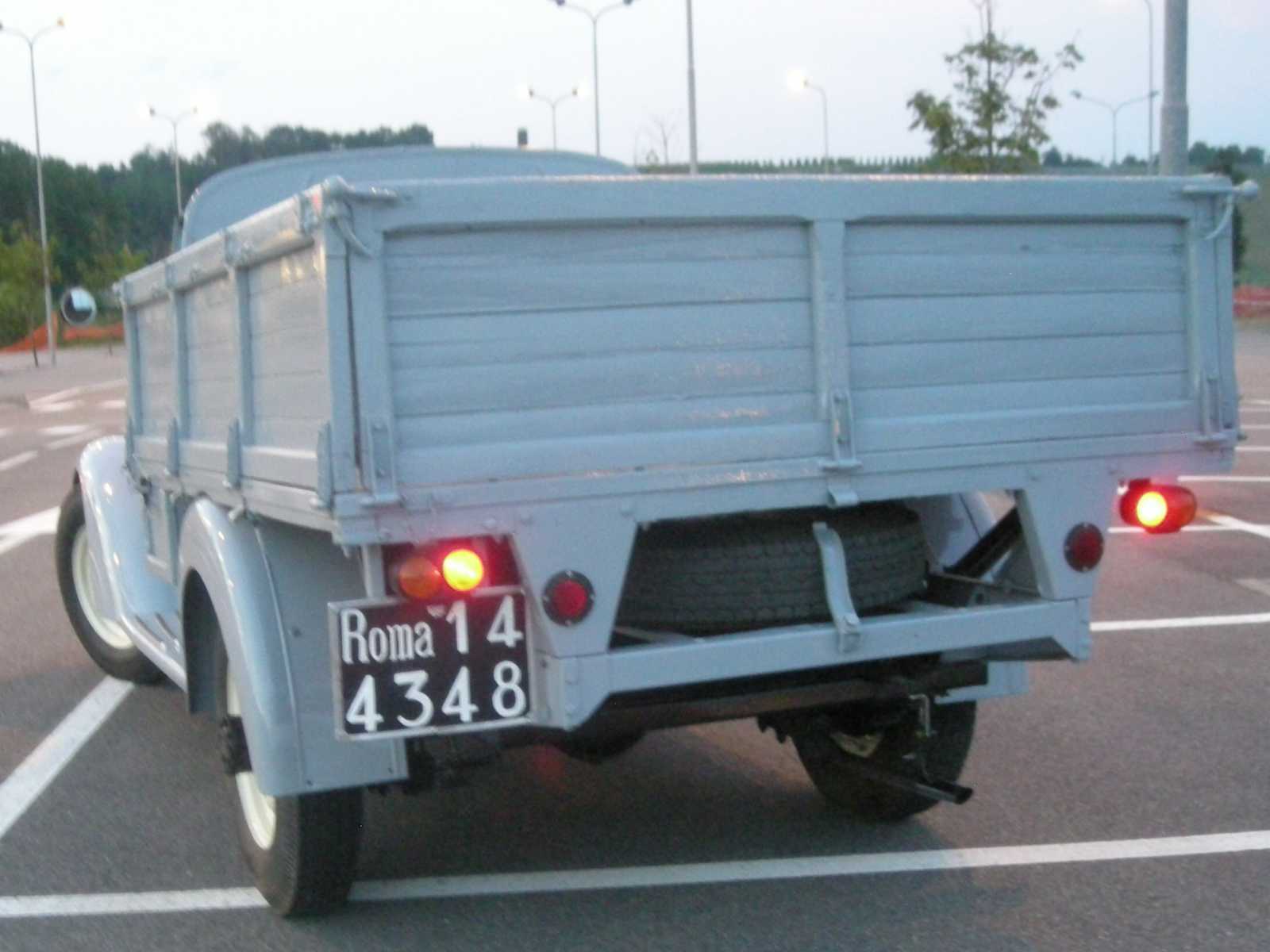 Fiat1100ELR004.jpg