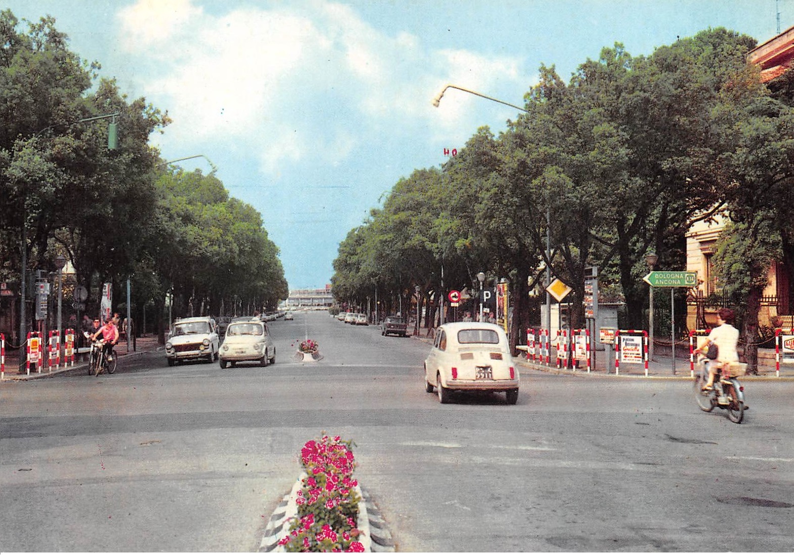 85ANpesarovrepubblica.jpg