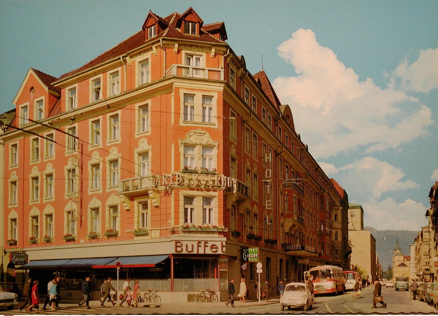 221AUTinnsbruck.jpg