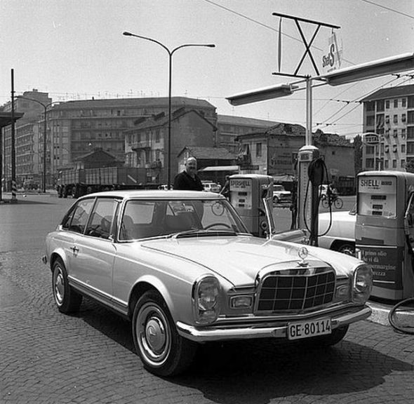 1966FruaMercedes-Benz230SLXShootingbrake.jpg
