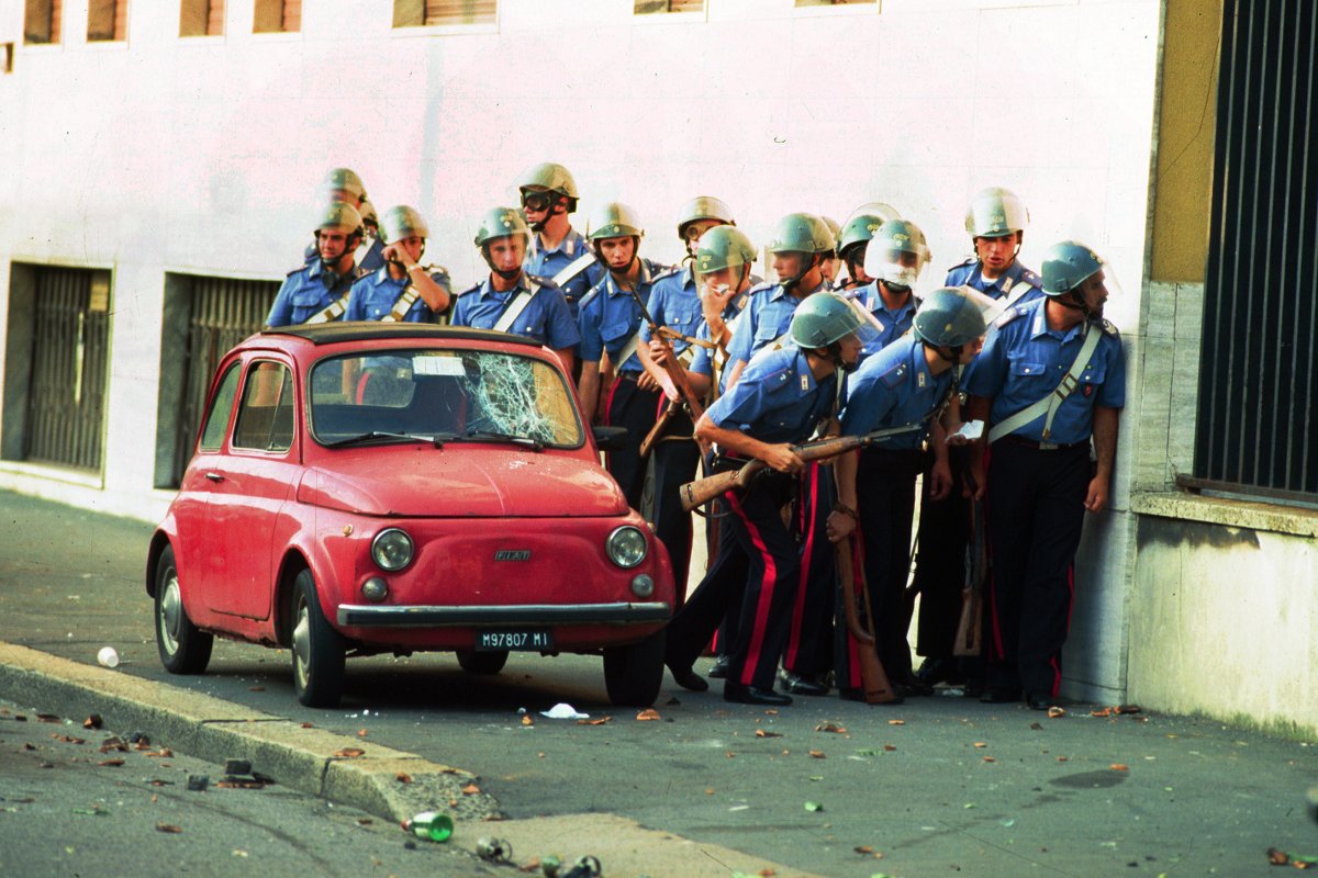19890816-leoncavallo-sgombero-via-mancinelli_7f45e02a31ca92f3c08dade53cc27b10.jpg