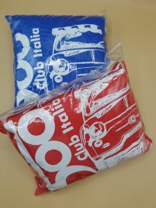 Poncho 500 Club Italia