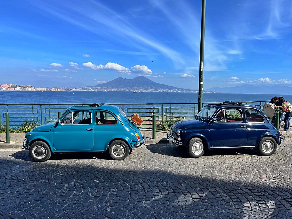 Passeggiando per Napoli in 500