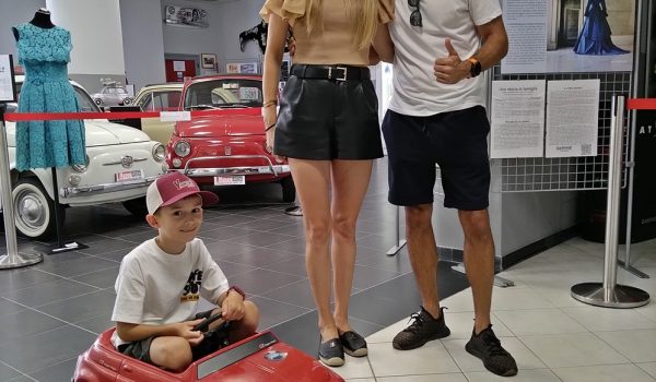 La famiglia Iwuc al "Dante Giacosa"