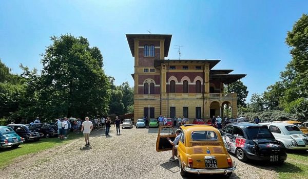 Ravarino in 500 - Le 500 a Villa Castel Crescente