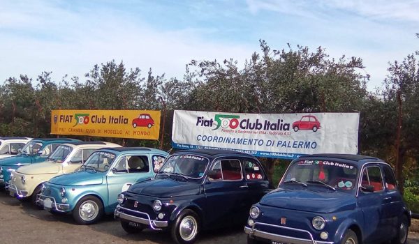 Le 500 a Carini tra olio e storia