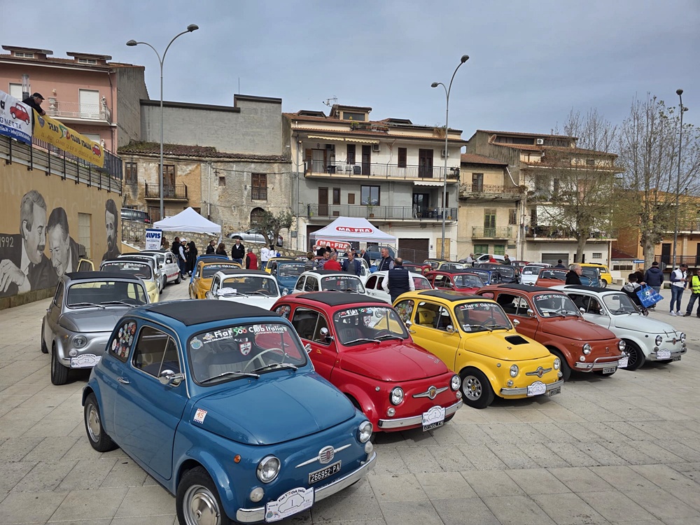 Coloriamo il mondo – Un Arcobaleno di 500