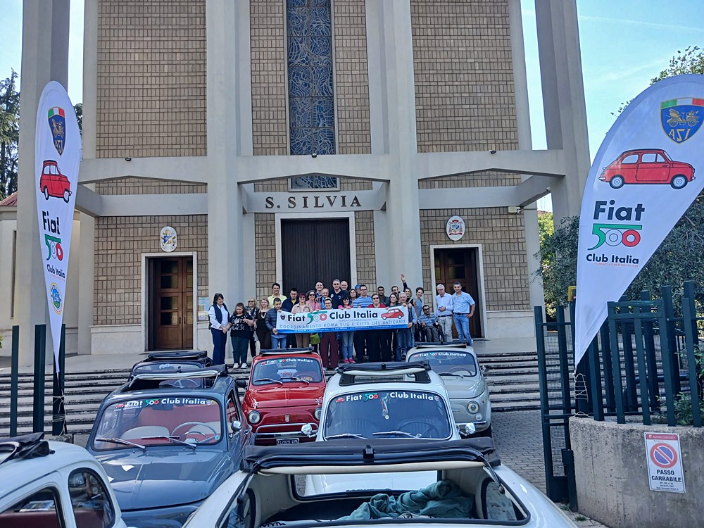 Motori accesi per il cuore: il Raduno Fede e Luce & Fiat 500 Club Italia